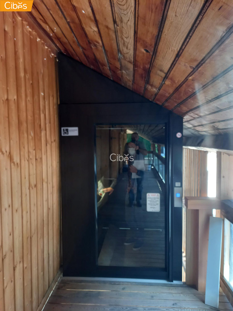 Cibes A5000 tại phòng khám ở Aratal, Pháp